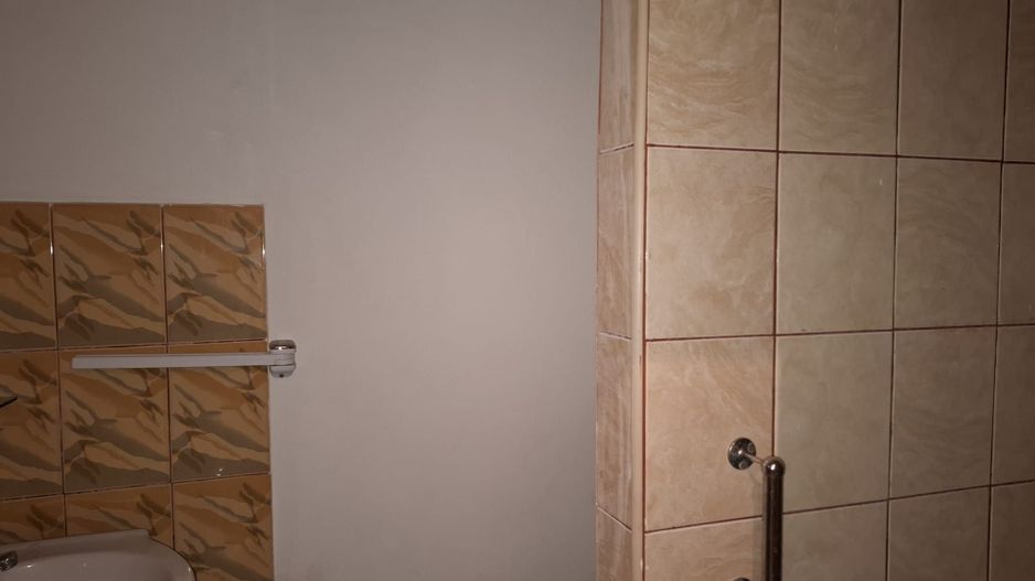 URGENT!, vila singur curte, TEREN IN PROPRIETATE, libera, NEGOCIABIL - Poză 11