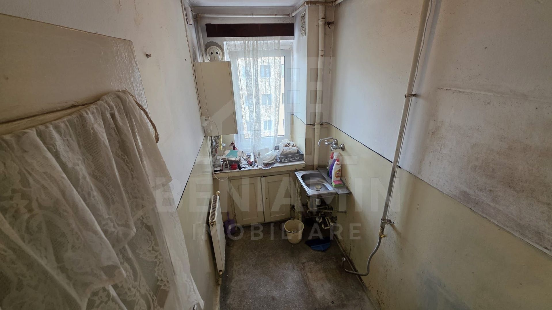 Apartament 2 camere cu centrala termica 35mp zona Florilor - Poză 3
