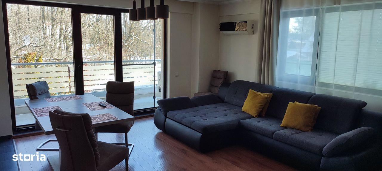 Inchiriez apartament 3 camere,piscina,foisor,vedere padure - Poză 1