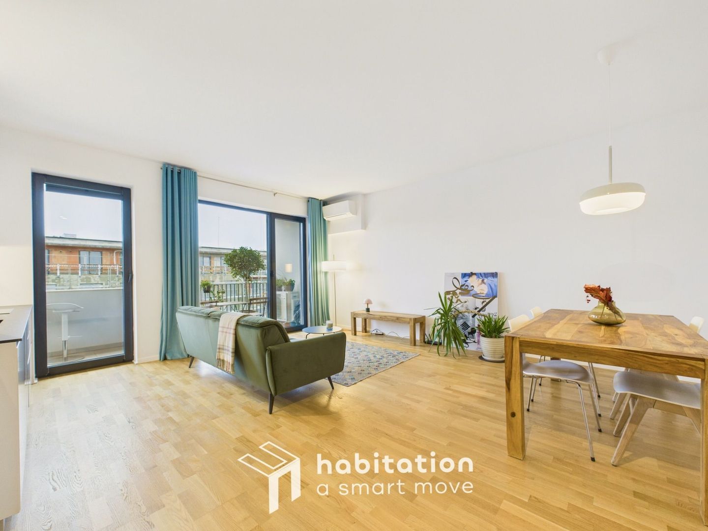 Apartament 3 camere, terasa spatioasa, zona Centralǎ - complex Paltim - Poză 3