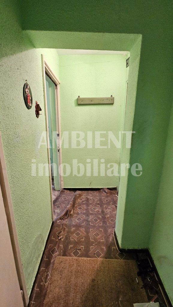 Apartament 3 camere, în renovare, zona Avântului; - Poză 4