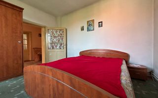 Apartament la casă cu 3 camere, disponibilă imediat - Gușterița-Sibiu - Poză 5