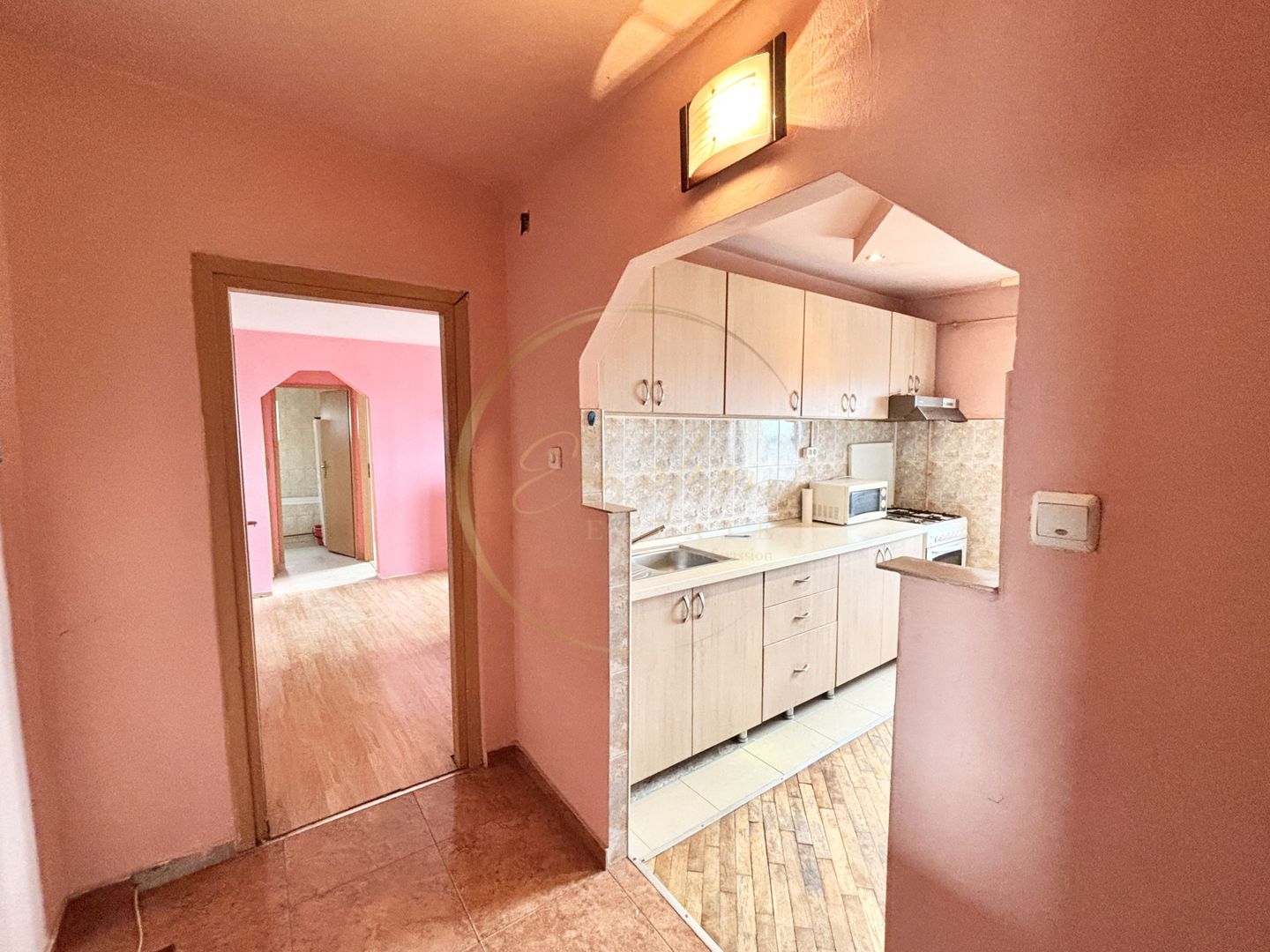 Apartament spațios 2 camere | Balcon închis | Centrală proprie | Freidorf - Poză 8