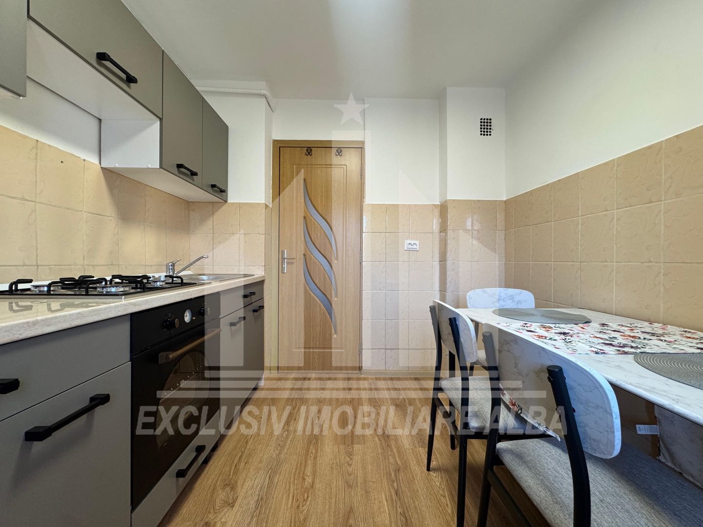 Apartament 2 camere decomandate | 50 mp | Renovat | Cetate - Mercur - Poză 3
