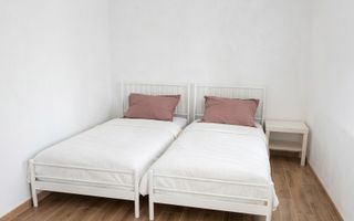 De Vanzare Casa - Glina - Poză 4