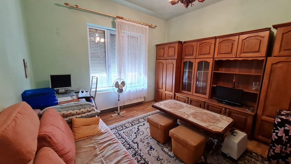 Apartament 2 camere curte comuna/2 proprietari in curte - Poză 2