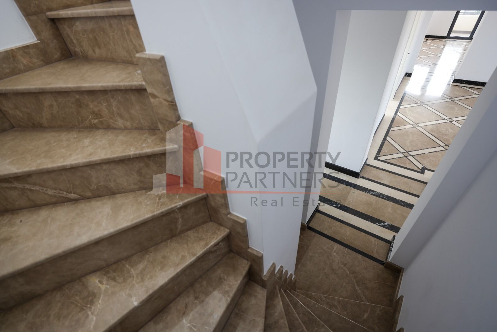 Duplex disponibil  în centrul Bucureștiului. - Poză 18