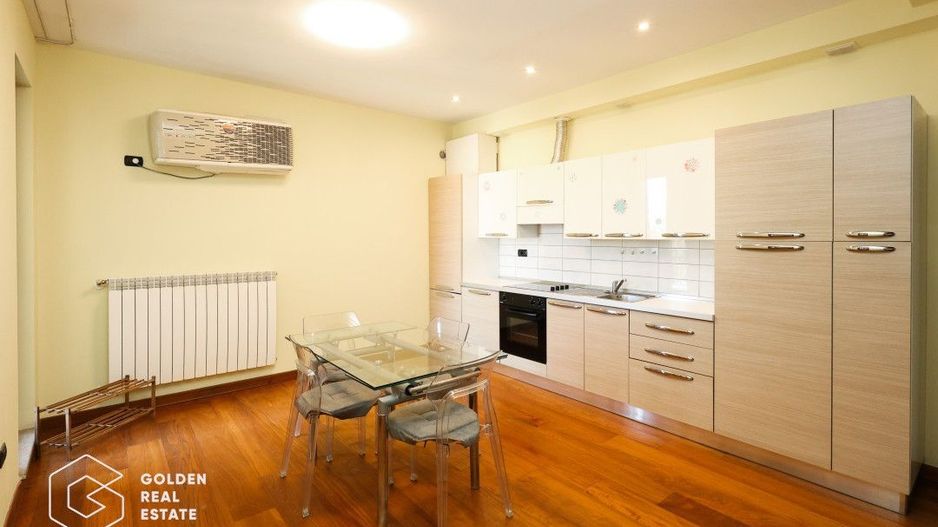 Apartament 3 camere, duplex - Unirii, Str. Principatele Unite - Poză 1