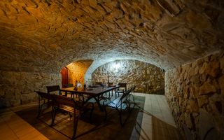 Vilă Exclusivistă în Copou – 680 mp Utili | Teren 1.414 mp - Poză 11