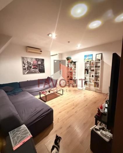 3 camere | pod spatios | finisaje premium | centrala proprie | aer conditionat - Poză 1