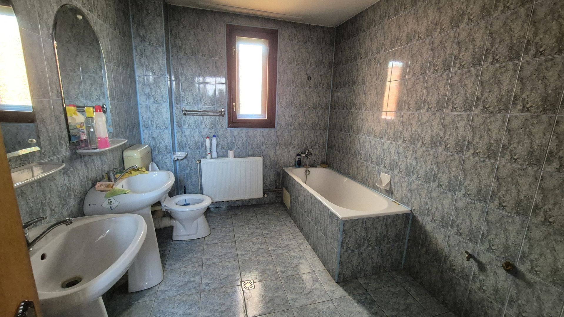 Casa P+2 - 244,08 mp + anexa + Garaj + teren 248 mp - Parcul Carol - Poză 15