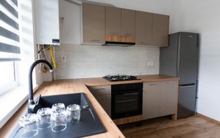 Apartament nou 2 camere decomandate mobilat parcare și boxă depozitare - Poză 5