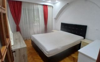 De inchiriat apartament cu 3 camere, I. C. Frimu, etaj 3, 450 euro - Poză 11
