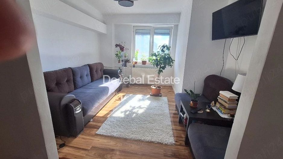 Apartament 2 camere Titan 58 mp etaj 8/10 1978 - Poză 4
