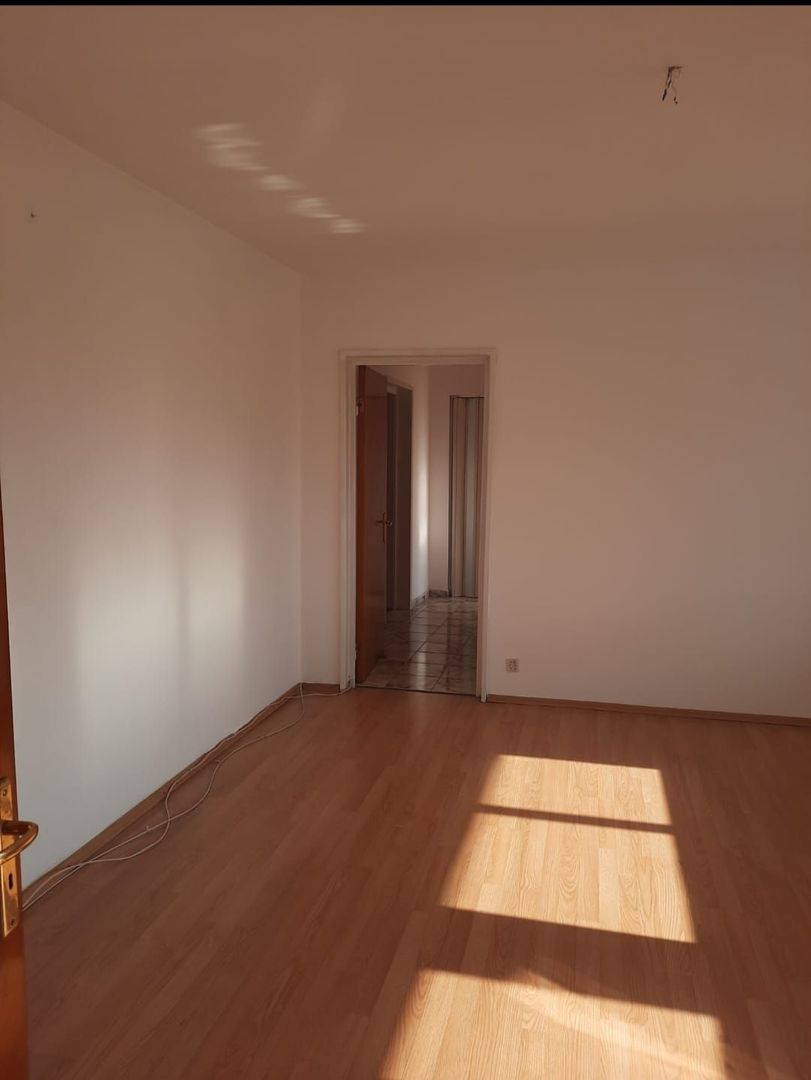 De vanzare apartament 2 camere- zona Lujerului - Poză 8