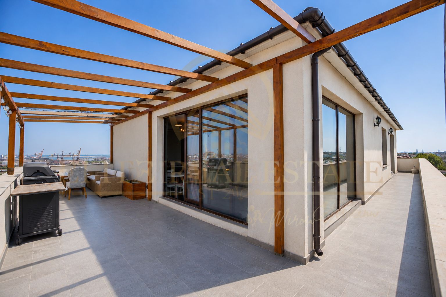 Penthouse 3 camere, 100 mp, Terasa 50 mp, Lift direct in apartament - Poză 13