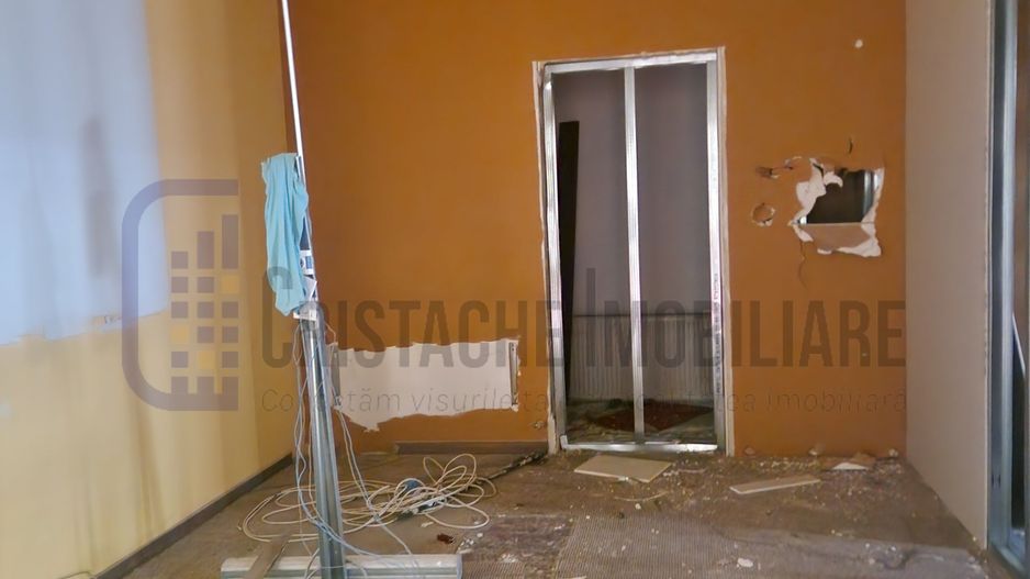 Spatiu comercial stradal Regina Elisabeta - Poză 10