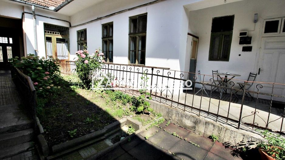Casa 3 camere, 113 mp, 170 mp teren, zona Cetate - Poză 2