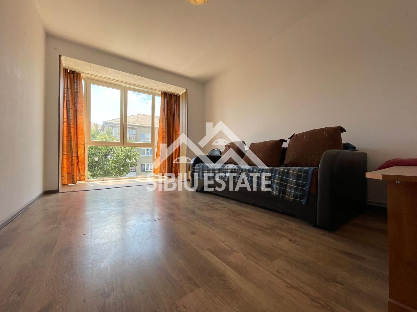 Apartament 2 camere decomandat – 54 mp – Etaj 3 – Terezian, Sibiu - Poză 1