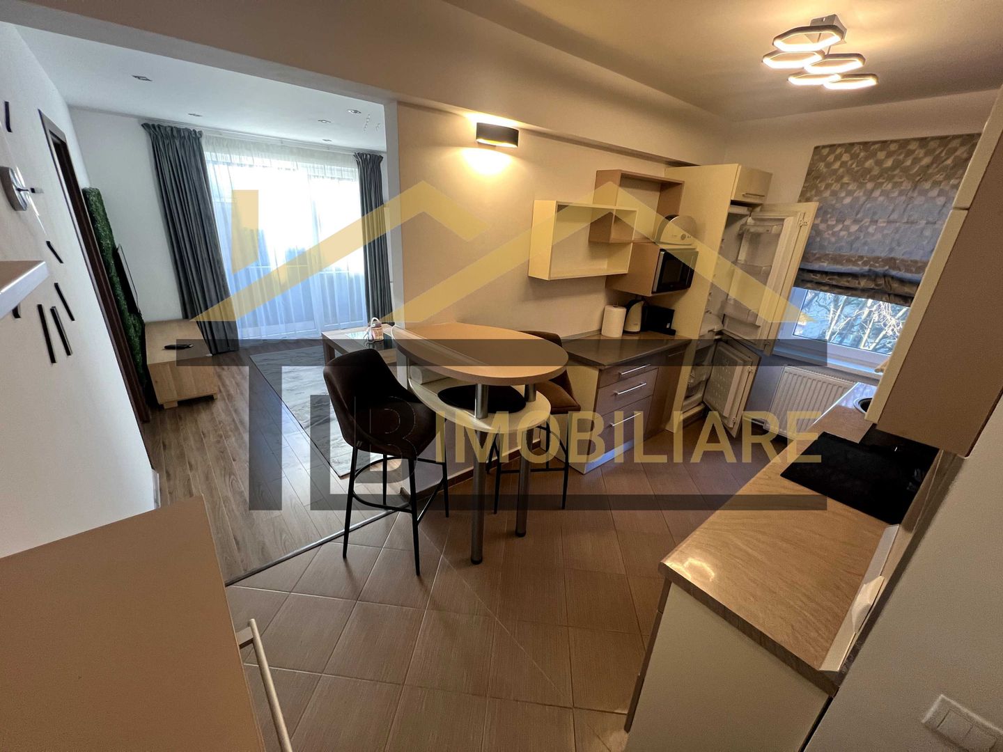 Apartament de 2 camere, 50 mp, parcare, Zona UMFST - Poză 2