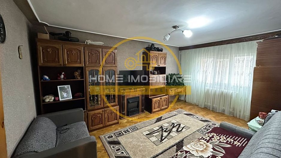 Apartament 3 Camere Decomandat Nicolina-Frumaosa - Poză 1