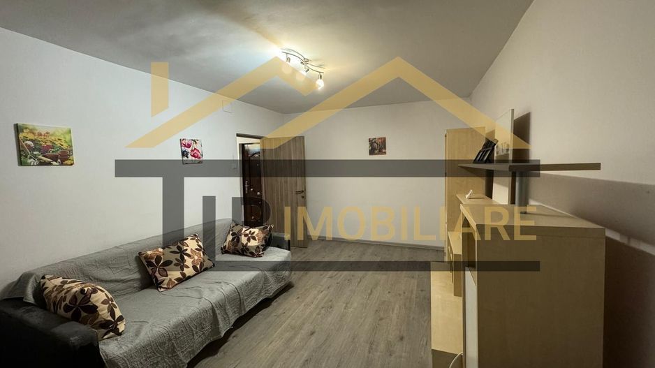 Apartament de 3 camere, 75mp, decomandat, Zona Fortuna - Poză 1