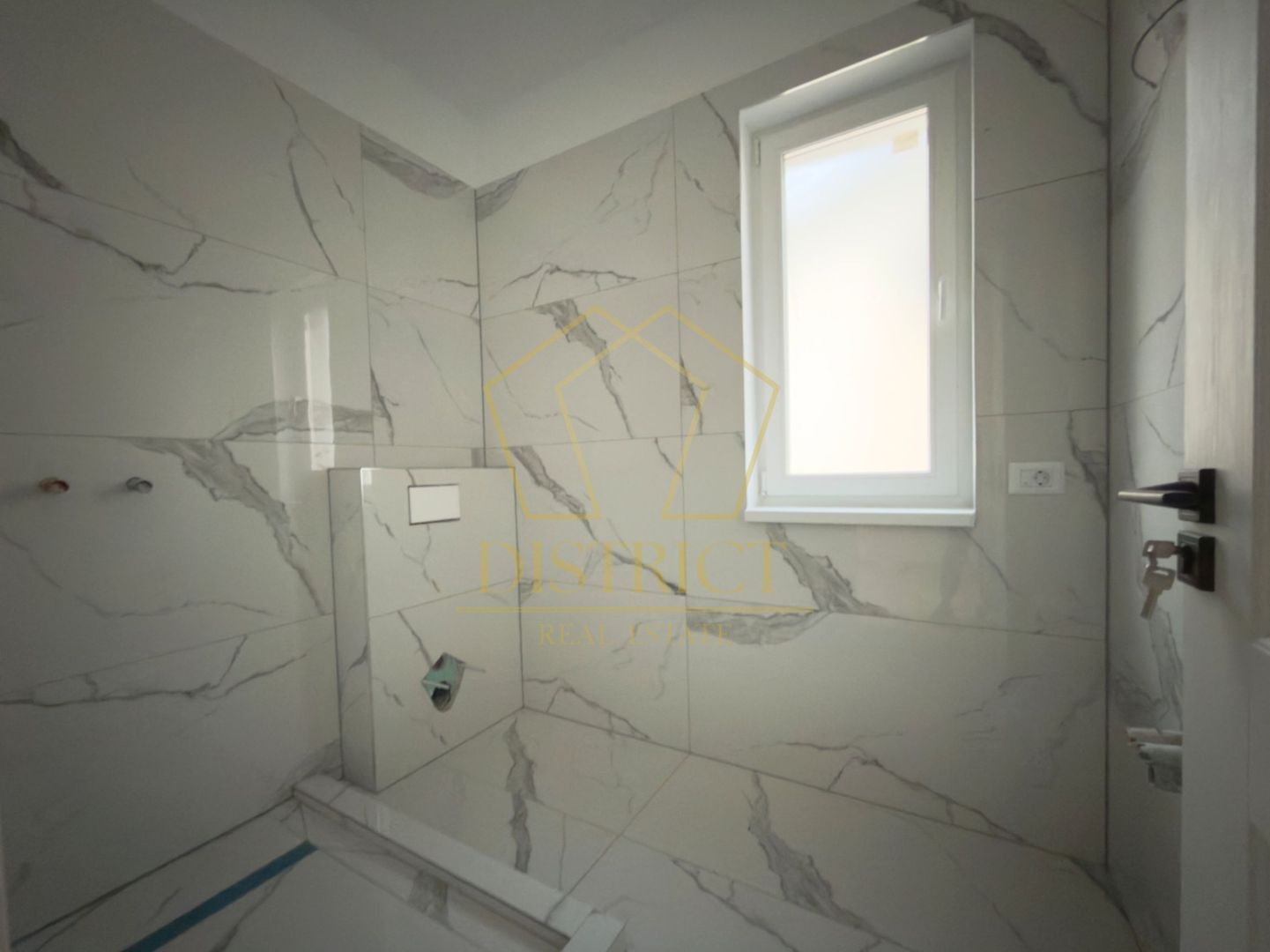 Duplex spatios cu 4 camere si 3 bai | Predare la cheie | Covaci - Poză 11