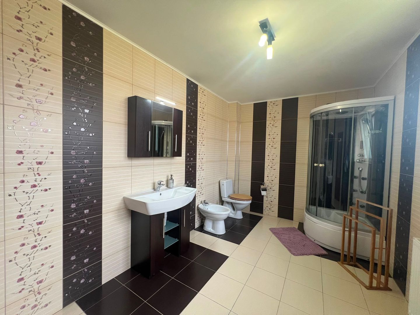 Casă individuală premium – 225 mp utili, teren 700 mp - Poză 19