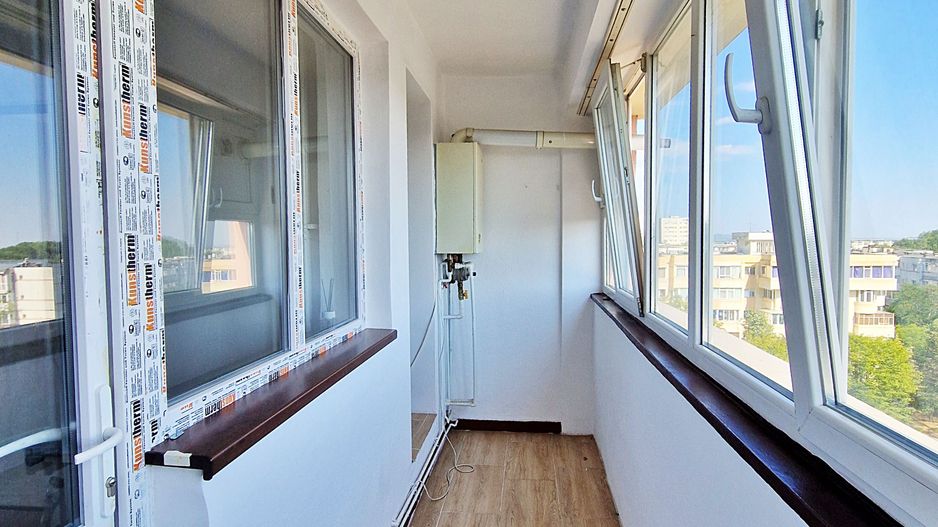 AZURA Imobiliare - Garsoniera Nemobilata Pitesti Craiovei Central - Poză 3