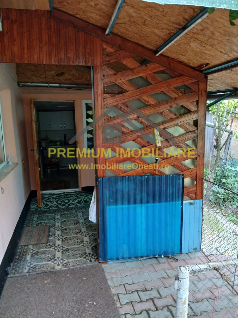 Casă 5 camere, 137 mp utili, 960 mp teren, 10 km de Onești - Poză 9