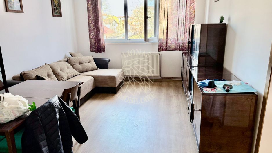 Apartament 2 camere 55 mp con.-etaj 1- Zona Decebal - Poză 1