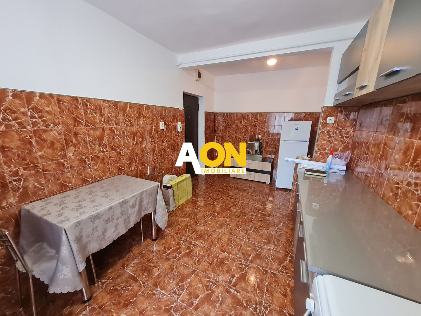 Apartament 2 Camere, Et.1, 49 mp, Zona Cetate - Poză 4