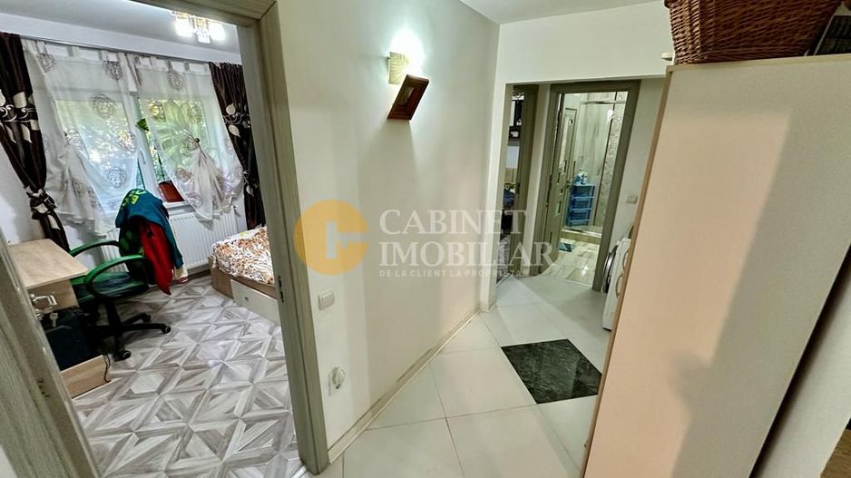 Apartament cu 4 Camere Decomandat - Parter Inalt - Zona Nicolina-Frumoasa - Poză 10