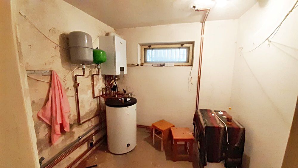 Predeal, casa de vacanta cu 5 camere si 630mp teren, 150000 euro - Poză 18