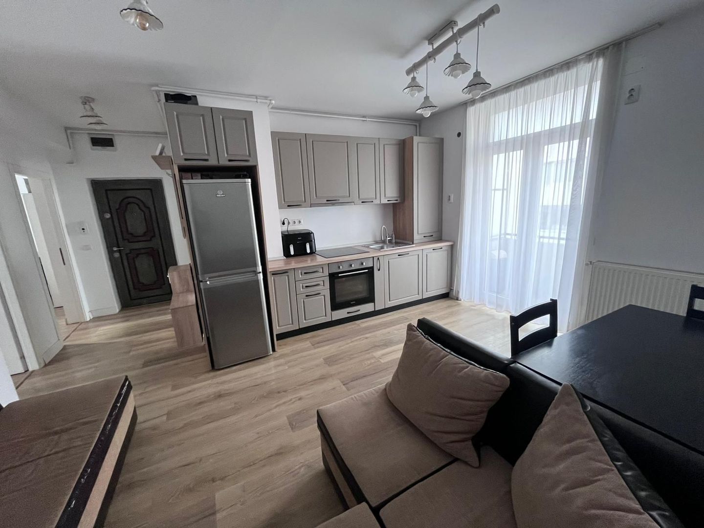 Apartament 3 camere 62 mp Marasti str. Scortarilor - Poză 1