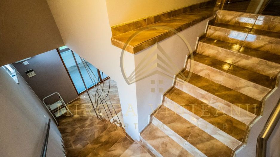 Palazu Mare / Elvila -  Vanzare Vila  D+P+1E cu teren de 996 mp - Poză 44