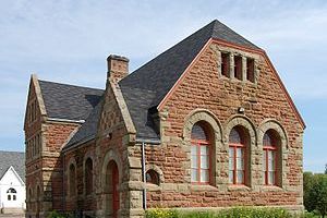 Apartament cu 4 camere de vânzare în zona Dacia - Poză 1