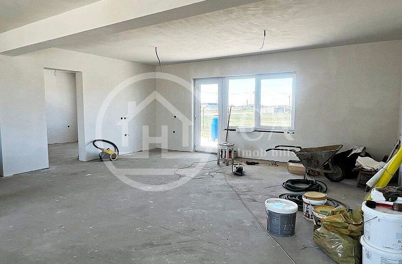 Casa de vanzare cu 4 camere in zona Santandrei, Oradea - Poză 5