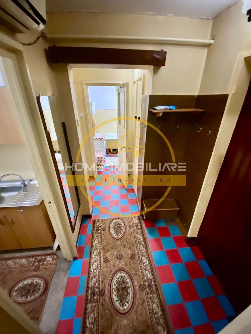 Etaj Intermediar-Apartament 2Camere-Decomandat-Zona Tatarasi-str.Vasile Lupu! - Poză 6