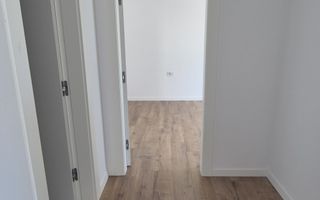 Apartament de 3 camere, 2 bai, terasa 20 mp, centrala, Comision 0 - Poză 3