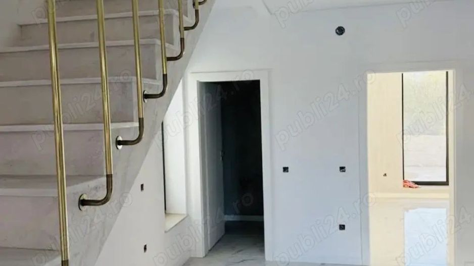 Casa  modernă P+1 zona Nord - Poză 2
