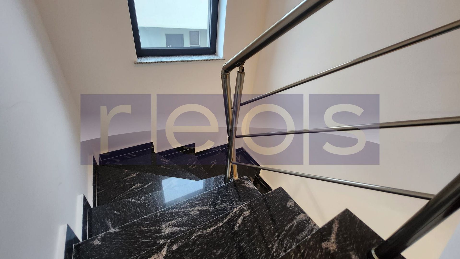 VANZARE VILA | 4 CAMERE | 126 MP | STRAULESTI - Poză 23