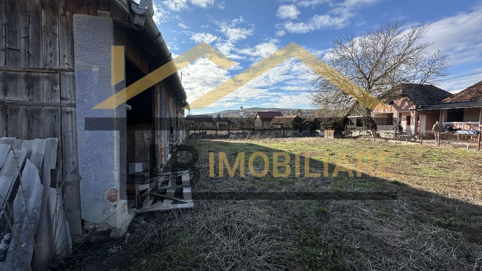 Casa de vanzare 4 camere, 2240mp teren, Zona Raciu - Poză 3