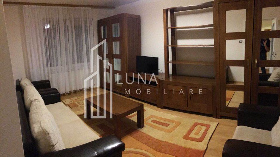 Închiriere apartament cu 3 camere - Poză 2