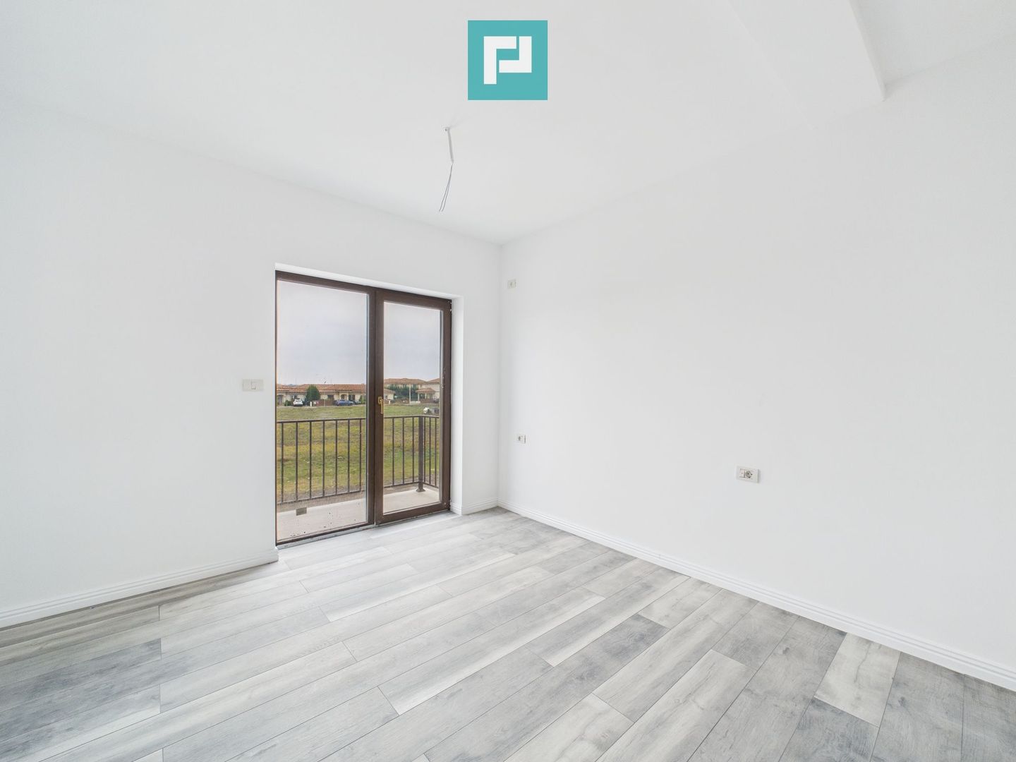 Duplex 105 mp, teren 255 mp, Mosnița Nouă - Poză 10