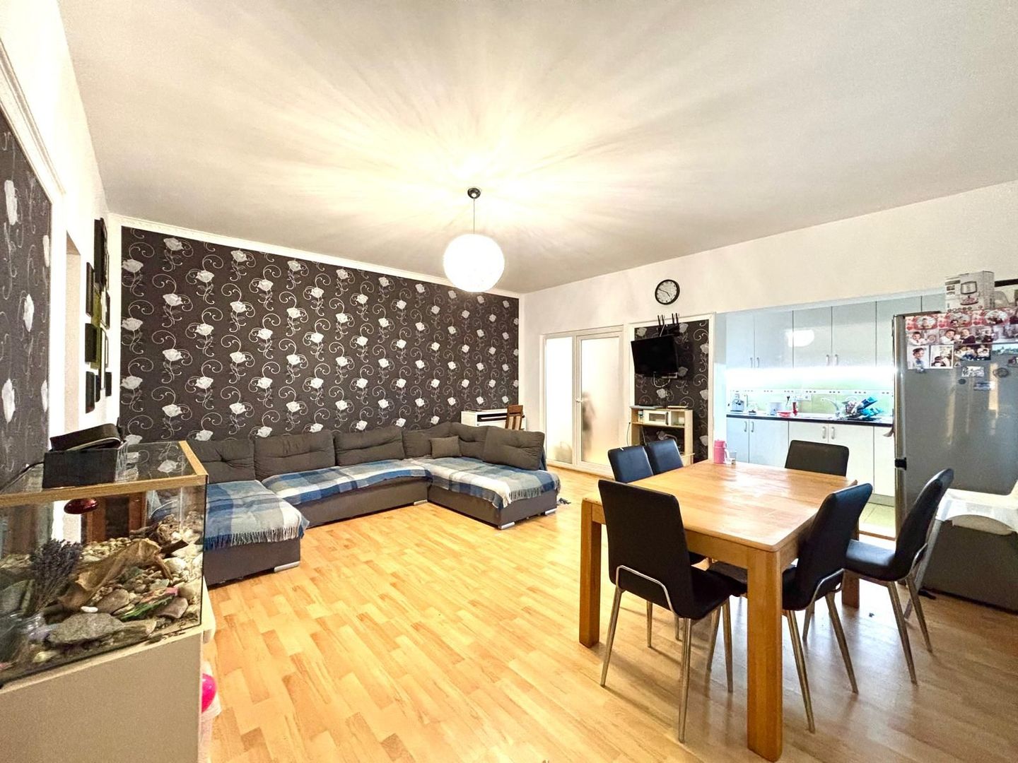 Oportunitate - Duplex 5 camere, pozitie centrala - Sacalaz - Poză 1