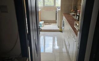 3 camere | Etaj5/8 | Decomandat | Centrala Proprie | 1981 - Poză 1