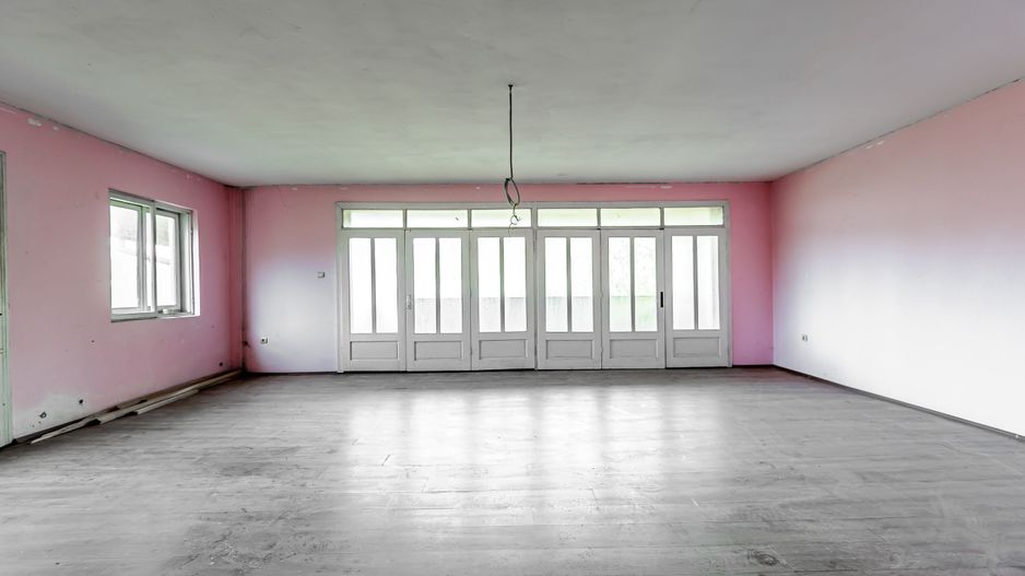 Casă în localitatea Miniș - Comision 0% la cumparare - Poză 15