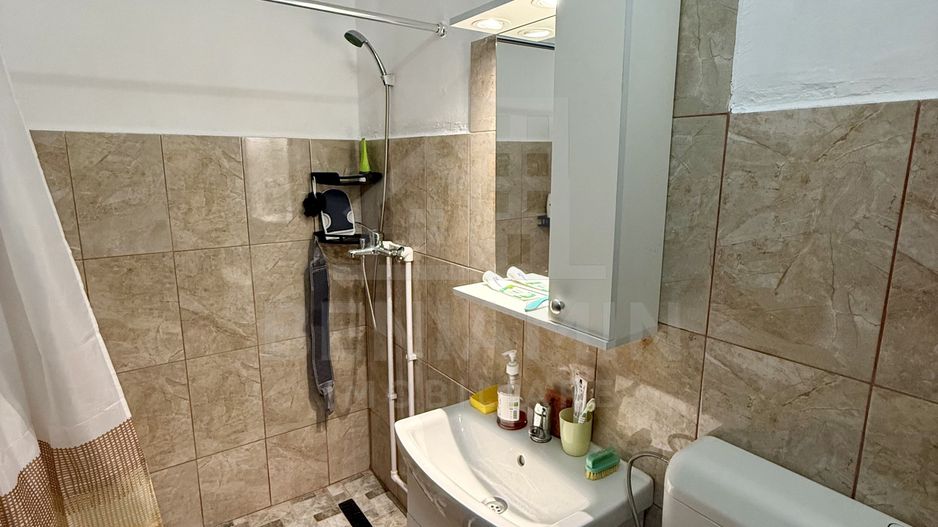 4 camere decomandat 99mp centrala mobilat Craiovita Promenada - Poză 7
