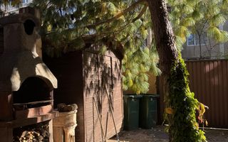Vila ideala pentru 1-2 firme, gradinita, cresa sau 2 familii - Poză 2